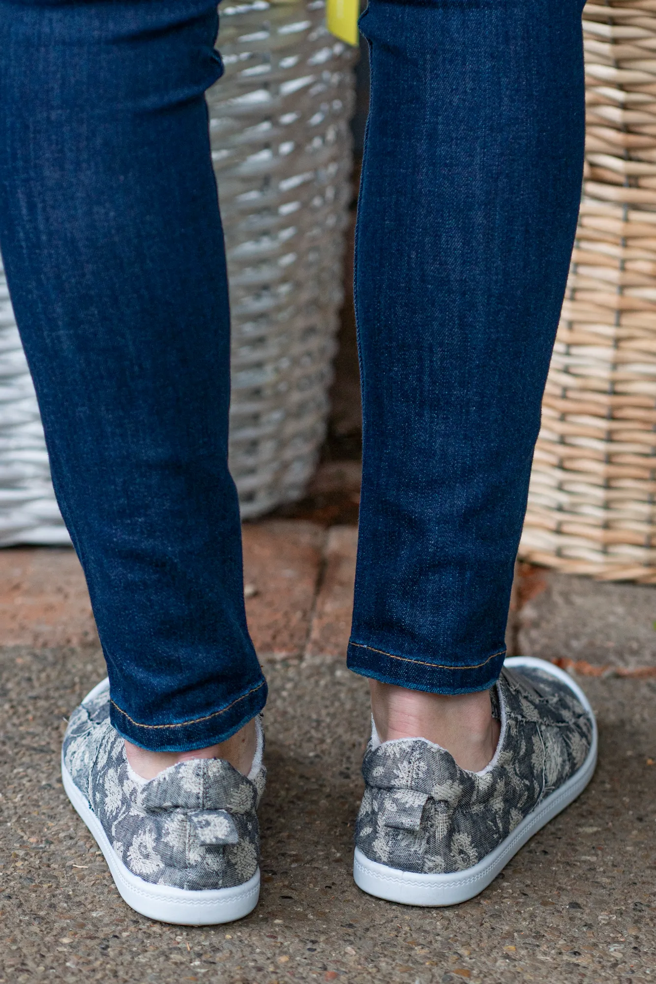 Brayden Slip On Sneakers Floral Charcoal