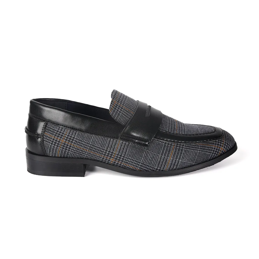 Monkstory Raro Plaid Fabric Slip-Ons - Black