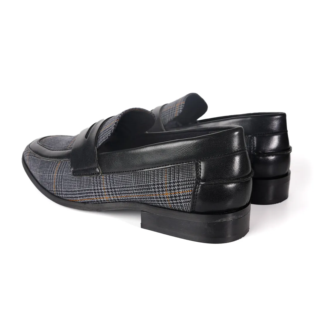 Monkstory Raro Plaid Fabric Slip-Ons - Black