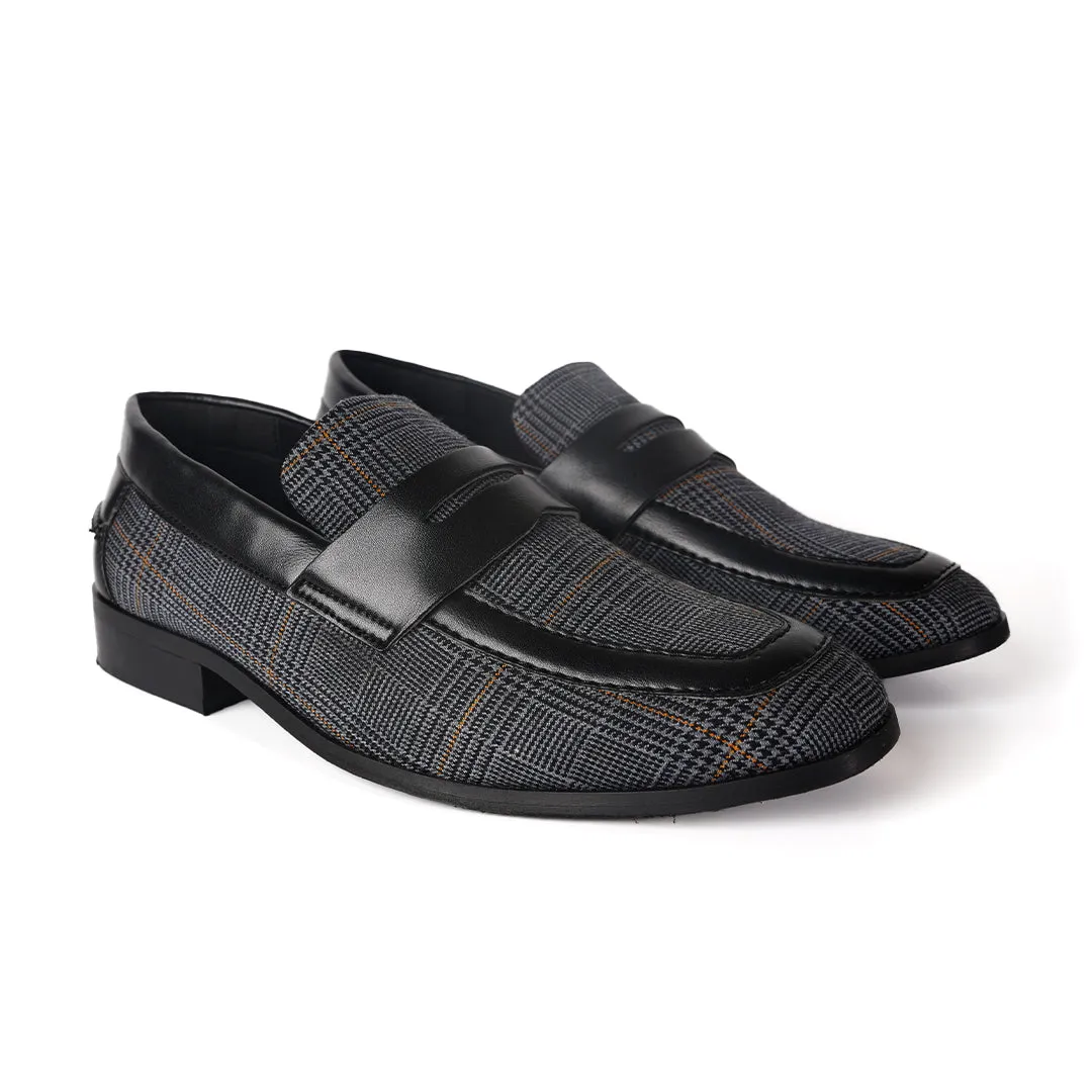 Monkstory Raro Plaid Fabric Slip-Ons - Black