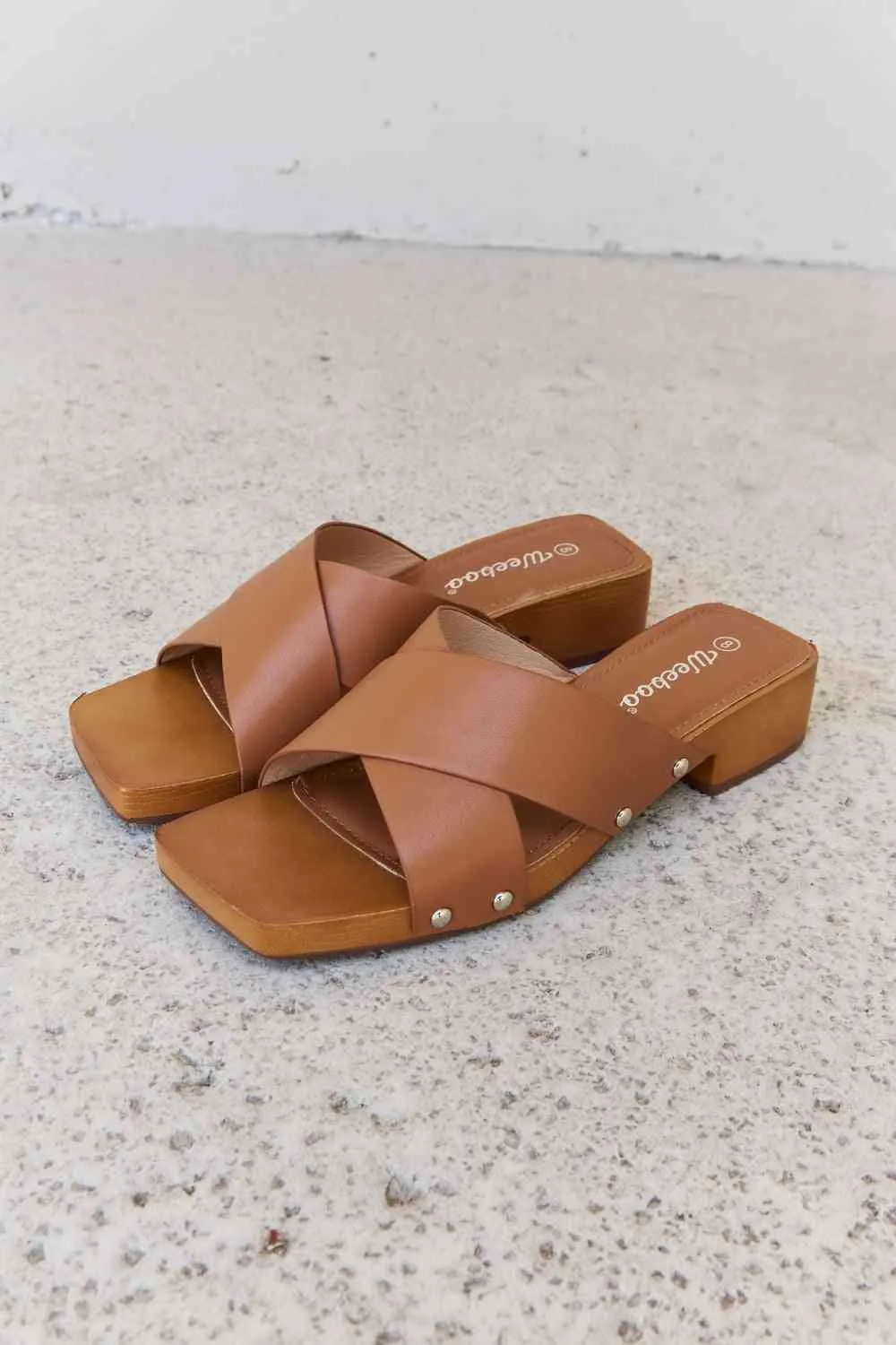 Sand Clogs Vegan Leather Womens Sandals